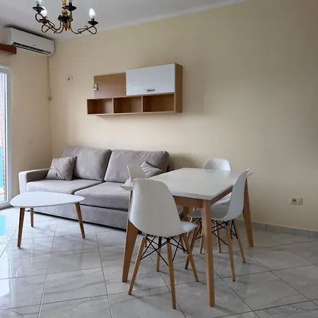 Roy Apartamentes * Lezhë